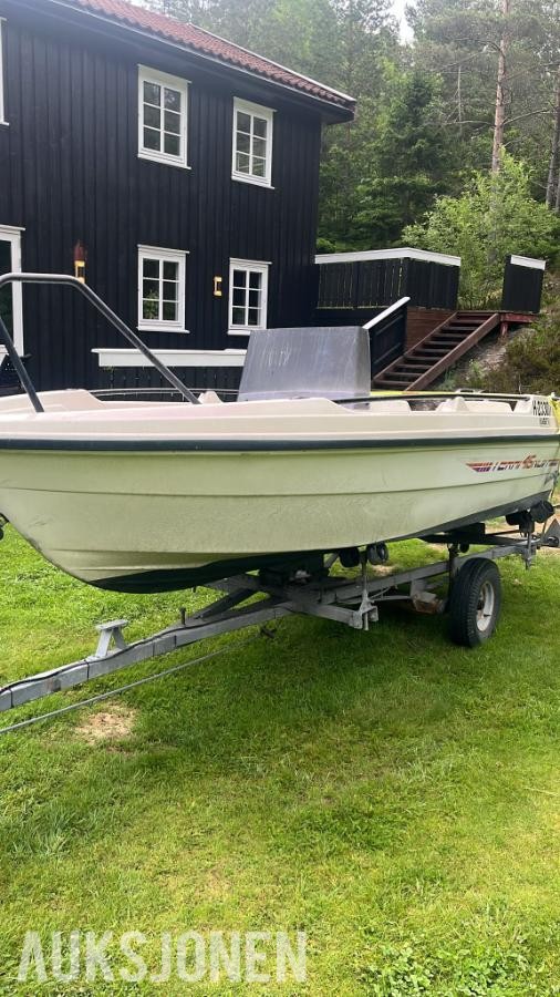 1990 Terhi 415 Nordic styrekonsollbåt